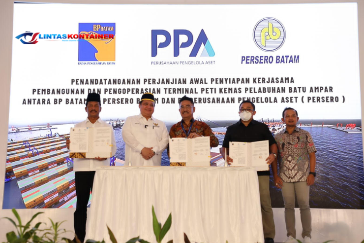 BP Batam Teken Perjanjian Novasi: Terminal Peti Kemas Batu Ampar Siap Jadi Hub Logistik Internasional