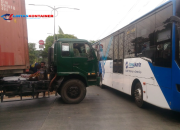 Jalan Daan Mogot Macet Imbas Truk Kontainer Mogok