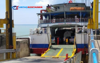 Libur Panjang, Pelabuhan Tanjung Api-Api (TAA) Menyeberangkan 6.000 Penumpang ke Bangka