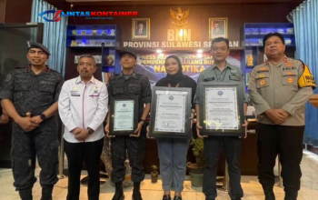 Bea Cukai Makassar Raih Penghargaan Bergengsi atas Dedikasi dalam Program National Logistic Ecosystem (NLE)