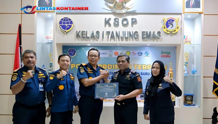 Bea Cukai Tanjung Emas Berikan Dukungan kepada Pendidikan Melalui Program CSR di SD Barunawati