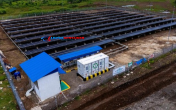 Inovasi Energi Terbarukan: PLTS Berbasis Kontainer Hadir di Jambi