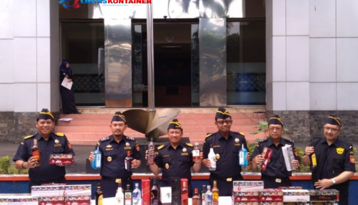 Bea Cukai Banten Bersinergi dengan Perusahaan Jasa Titipan untuk Berantas Rokok Ilegal