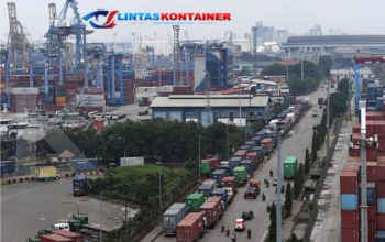 Kemacetan Parah di Tanjung Priok Akibat Kerusakan Gate Otomatis Pelabuhan