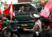 Kericuhan Sopir Truk dan Demo di Tanjung Priok