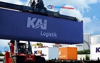 KAI Logistik Angkut 22 Kereta dari Jawa ke Sumatra!