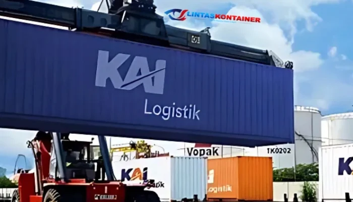 KAI Logistik Angkut 22 Kereta dari Jawa ke Sumatra!