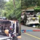 Truk Kontainer Terguling di Jalan Akses TPK Kariangau!