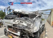 Truk Kontainer Alami Laka Tunggal di KM.13 Balikpapan, Simak Penjelasannya!