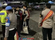 Polres Priok Bantu Keluarga Depok yang Telantar di Pelabuhan Pulang ke Rumah!