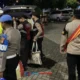 Polres Priok Bantu Keluarga Depok yang Telantar di Pelabuhan Pulang ke Rumah!