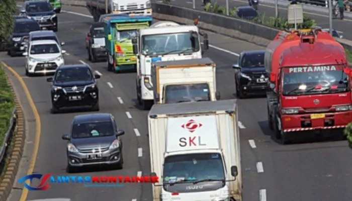 Tol Dalam Kota Padat! Pengendara Disarankan Alihkan Jalur ke Tol JORR II