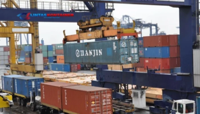 Bea Cukai Tanjung Priok Dukung Ekspor Galvanize ke AS, Produk Lokal Tembus Pasar Global!