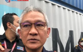 Polres Priok Bantu Keluarga Depok yang Telantar di Pelabuhan Pulang ke Rumah!