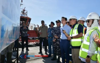 BBM & Logistik Terganggu, Gibran Tinjau Pelabuhan Pulau Baai!