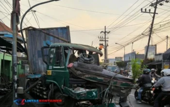 Tragedi Mengerikan di Gresik: Kontainer Hantam Pengendara Motor hingga Tewas
