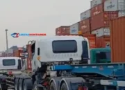 Pelabuhan Tanjung Priok Lumpuh, Macet Bikin Geger!