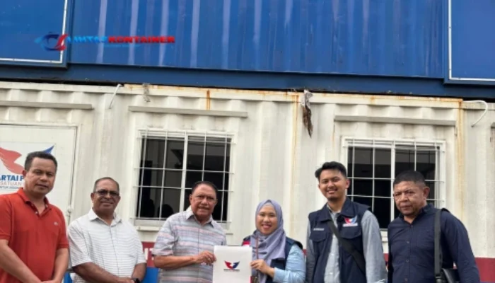 Perindo Serahkan Kontainer Kesehatan untuk Perempuan & Anak di TTS!