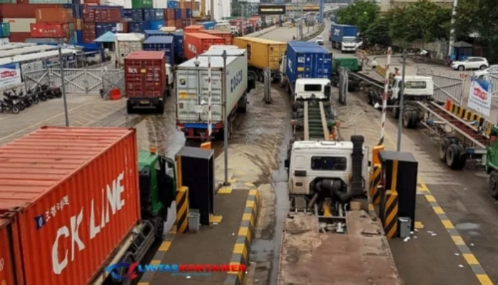 Tanjung Priok Tersendat! Solusi Atasi Kemacetan Kronis