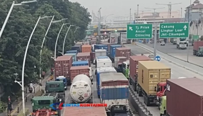 Tanjung Priok Tersendat! Solusi Atasi Kemacetan Kronis
