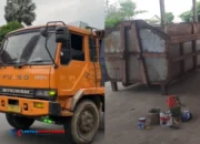 Puluhan Truk Kontainer Siap Beroperasi Angkut Sampah Usai Diperbaiki