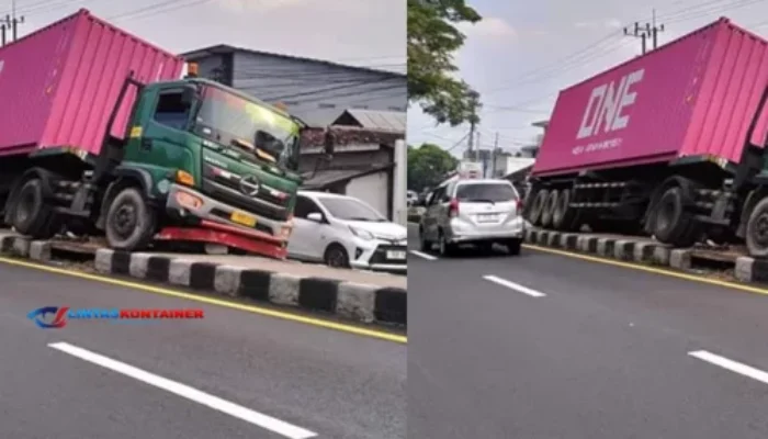 Sopir Mengantuk, Truk Kontainer Tabrak Median dan Pohon di Sukorejo Pasuruan