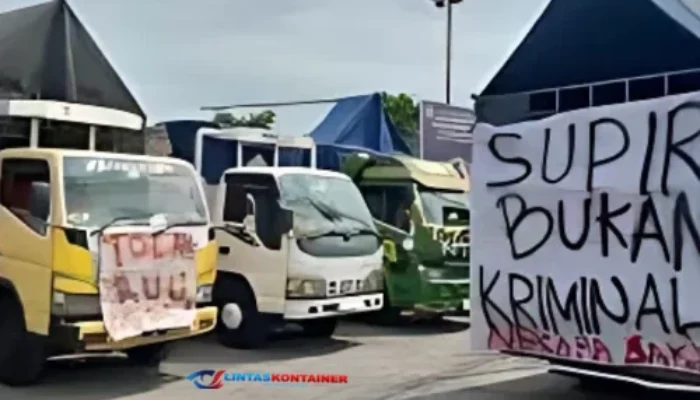 Truk ODOL Merugikan Sopir, Tapi Kenapa Mereka Demo?