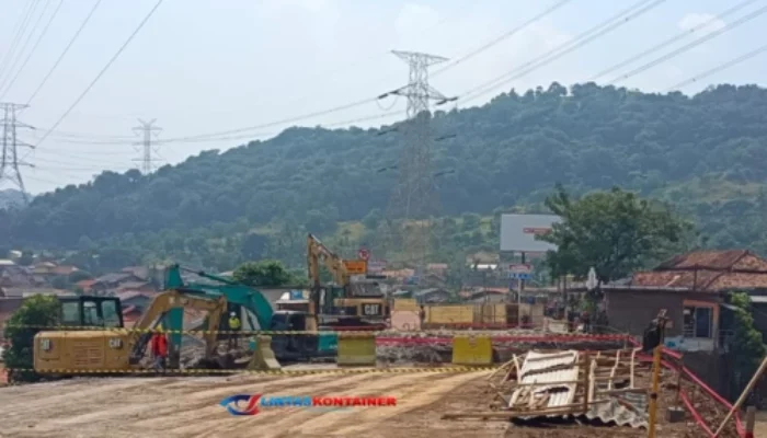 Jalur Cikuasa Atas ke Merak Ditutup, Pelabuhan Tetap Normal!