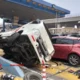 GT Ciawi Ricuh! Truk Hantam Pembatas dan Kendaraan Lain
