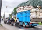 Sosialisasi ODOL, Sopir Kontainer: Kami Hanya Terima Angkutan!