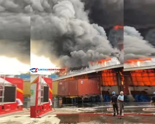 PT Agro Raya Mas Medan Terbakar Hebat, Truk Kontainer Dievakuasi