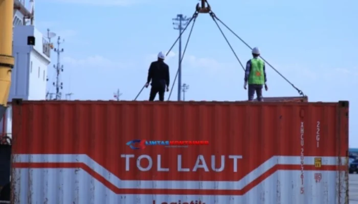 KM Labobar Angkut Kontainer dan Hasil Laut, Dorong Ekonomi Maluku