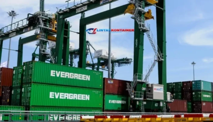 Pelindo Tanjung Priok Sambut Analis Kredit Bank Mandiri: Kupas Operasional Pelabuhan
