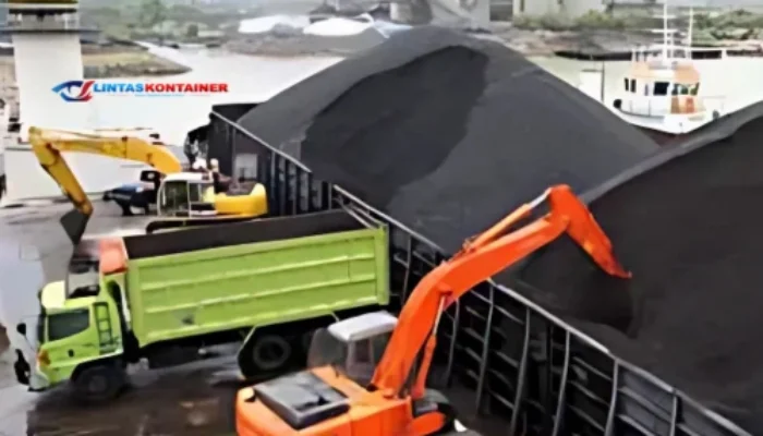 Cuan Bisnis Pelayaran & Logistik Batu Bara di Tengah Perang Dagang 2025