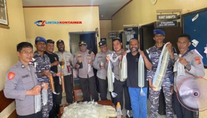 Polsek Pelabuhan Pomako Gerebek Miras di Kampung Pomako, 6 Liter Sopi Disita