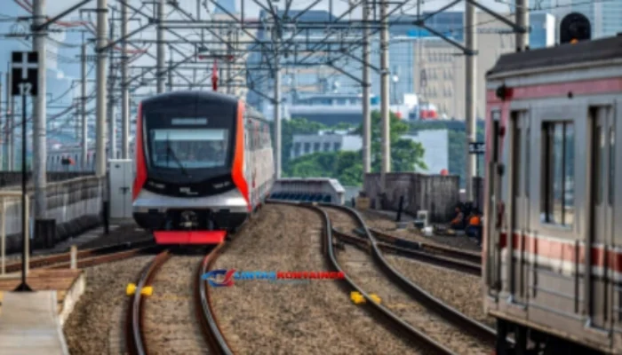 KAI Commuter Luncurkan KRL Baru CL-125: Jabodetabek Makin Nyaman!
