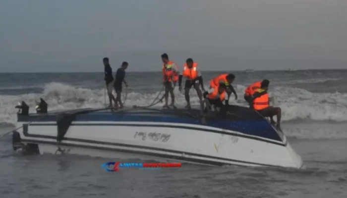 Boat Terbalik di Sanur: Nahkoda Dolphin II Dilaporkan ke Polda Bali!