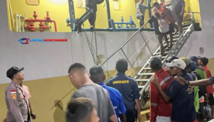 KPPP Polsek Kisar Tingkatkan Keamanan dan Kenyamanan di Pelabuhan Wonreli!