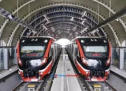 Macet Horor Jakarta Picu Rekor Penumpang LRT Jabodetabek!