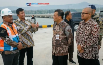 Pelabuhan Batang Mulai Beroperasi, Pangkas Biaya Logistik Industri!