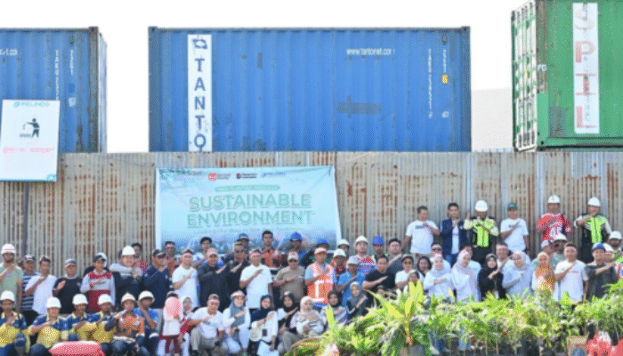 Pelindo Petikemas Hijaukan Seluruh Area Terminal dengan 1.500 Pohon