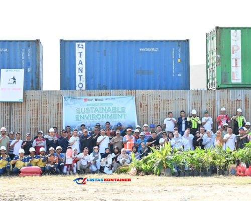 Pelindo Petikemas Hijaukan Seluruh Area Terminal dengan 1.500 Pohon