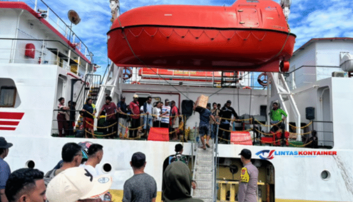 KPPP Polsek Kisar Tingkatkan Keamanan dan Kenyamanan di Pelabuhan Wonreli!