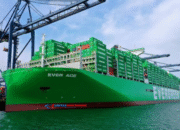 kapal ever ace, kontainer terbesar, evergreen marine, logistik global, pelabuhan suez