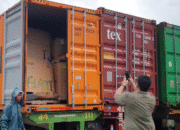Limbah Elektronik AS Disita di Batam: Kontainer Ilegal Dicegah!