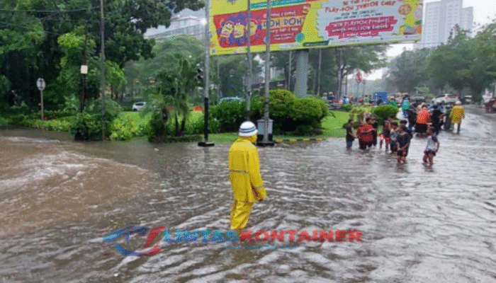Link Pantau Titik Banjir Jakarta Hari Ini Real-Time, Cek Genangan & Cuaca Sekarang!