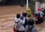 Banjir Kebon Jeruk: Puluhan Motor Mogok!