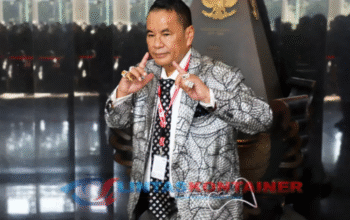 Hotman Paris Hutapea, Pengacara Nyentrik Raja Pailit dengan Bayaran Rp30 Miliar!