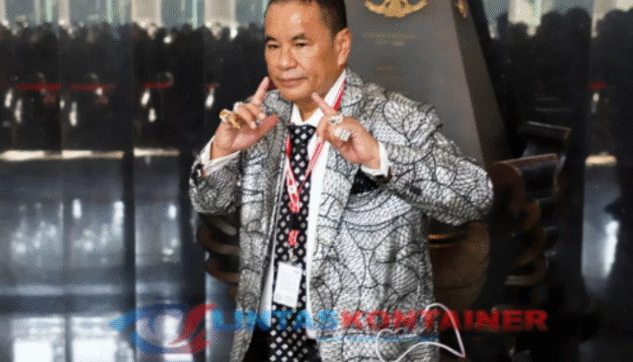 Hotman Paris Hutapea, Pengacara Nyentrik Raja Pailit dengan Bayaran Rp30 Miliar!