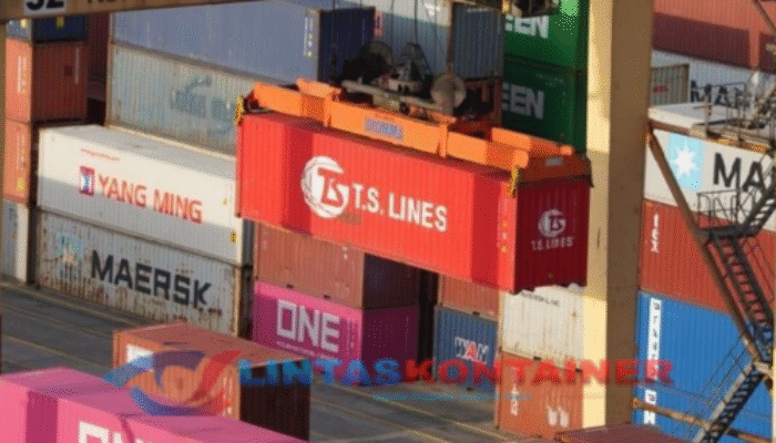 Terminal Petikemas Surabaya Kuasai 83% Pasar Tanjung Perak!